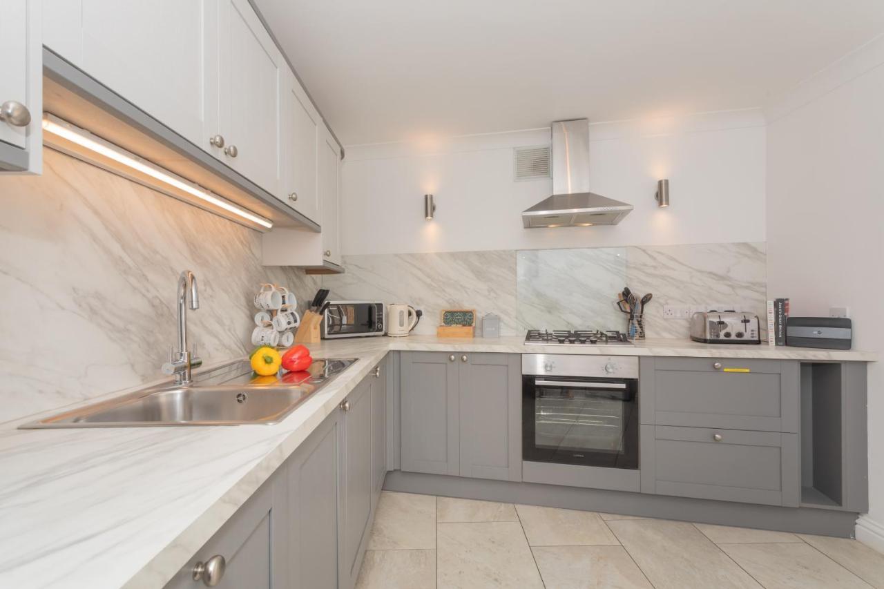 Crescent Mews Apartment Бат Екстериор снимка