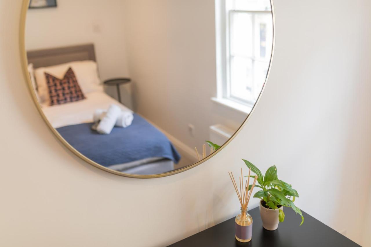 Crescent Mews Apartment Бат Екстериор снимка